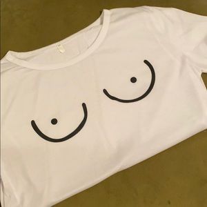 🎉 5 for $25 🎉 Funny print tee